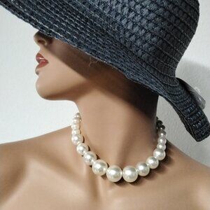 Minimalistic Elegant White Imitation Pearl Choker Necklace Stud Earrings Set